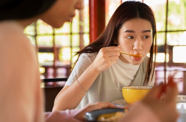 Budaya Makan Orang Korea