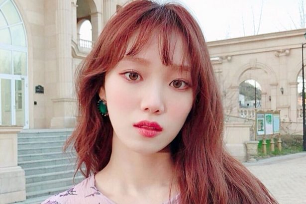 Blush On Demam di Bawah Mata Khas Remaja Korea