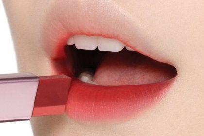 Cara Membuat Ombre Lips Ala Idol K-Pop