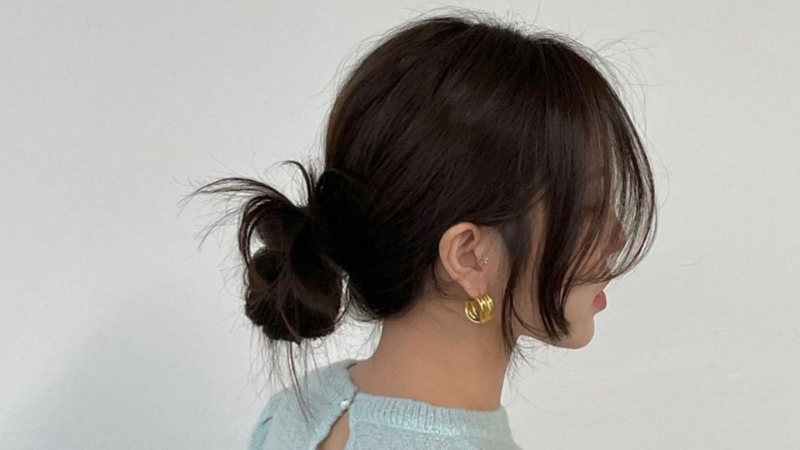 Cara Membuat Sanggul Rambut Berantakan Tapi Rapi atau Messy Bun Ala Drakor