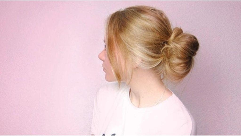 Cara Membuat Sanggul Rambut Berantakan Tapi Rapi atau Messy Bun Ala Drakor